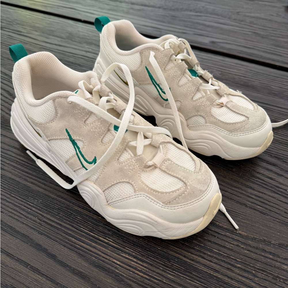 Nike Women's Cream sail ivory Chunky Athletic Sneakers